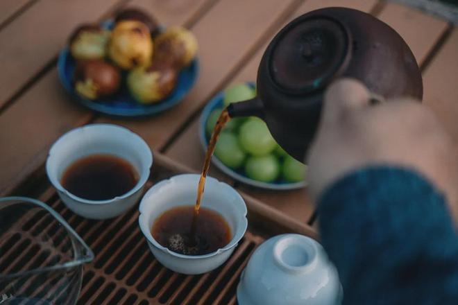 股东易主前三季度亏损超6千万PG麻将胡了“酱油第一股”大(图2)